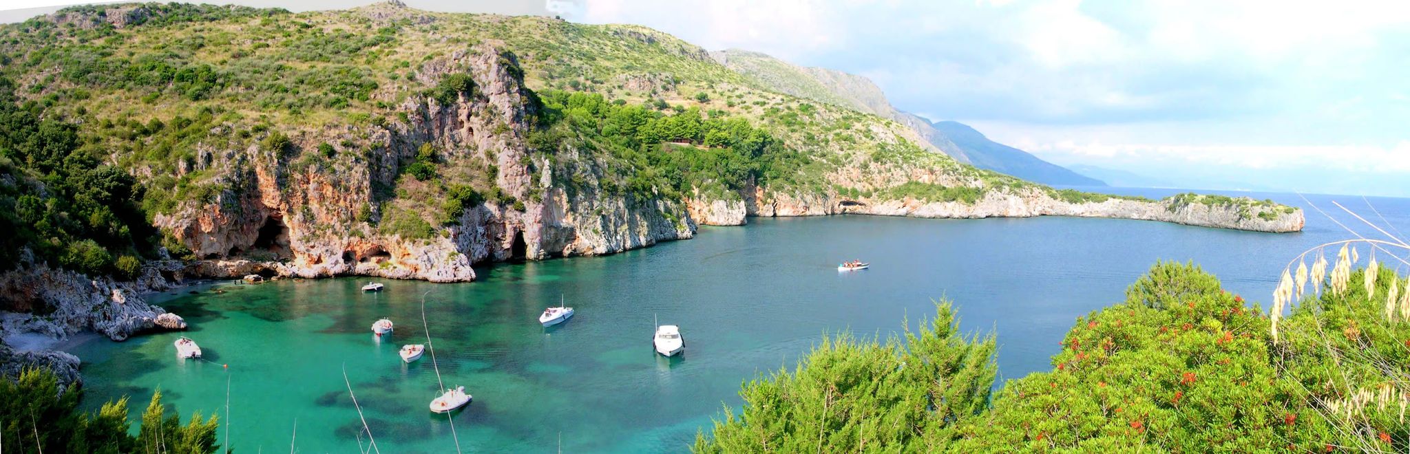 Mare limpido nella riserva Infreschi e Masseta