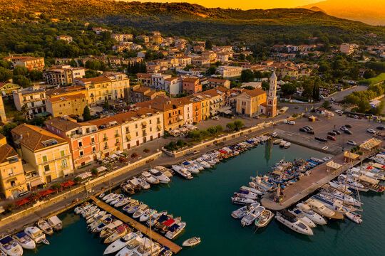 Imbarcazioni nel porticciolo di Scario