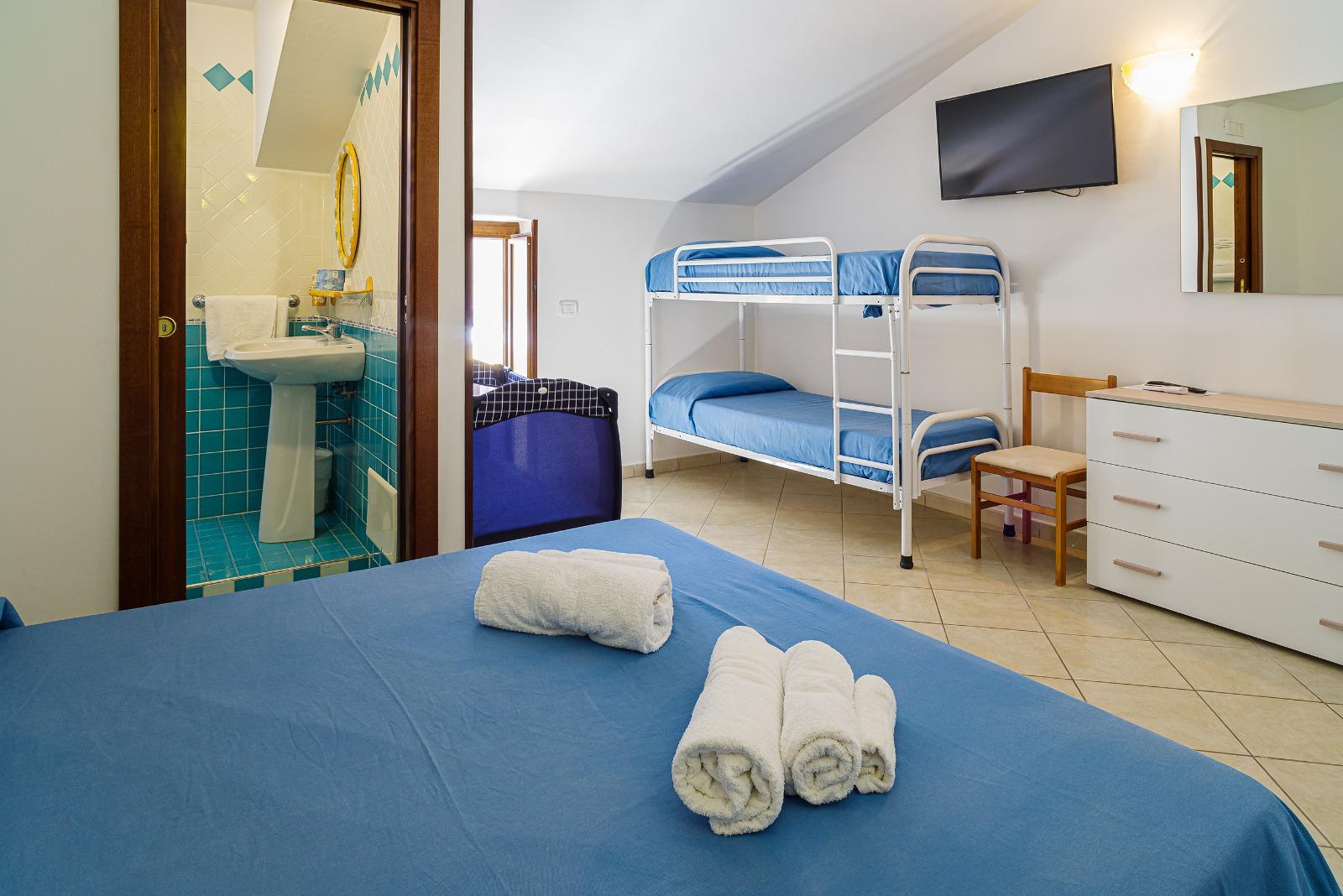 Hotel La Marina vista esterna